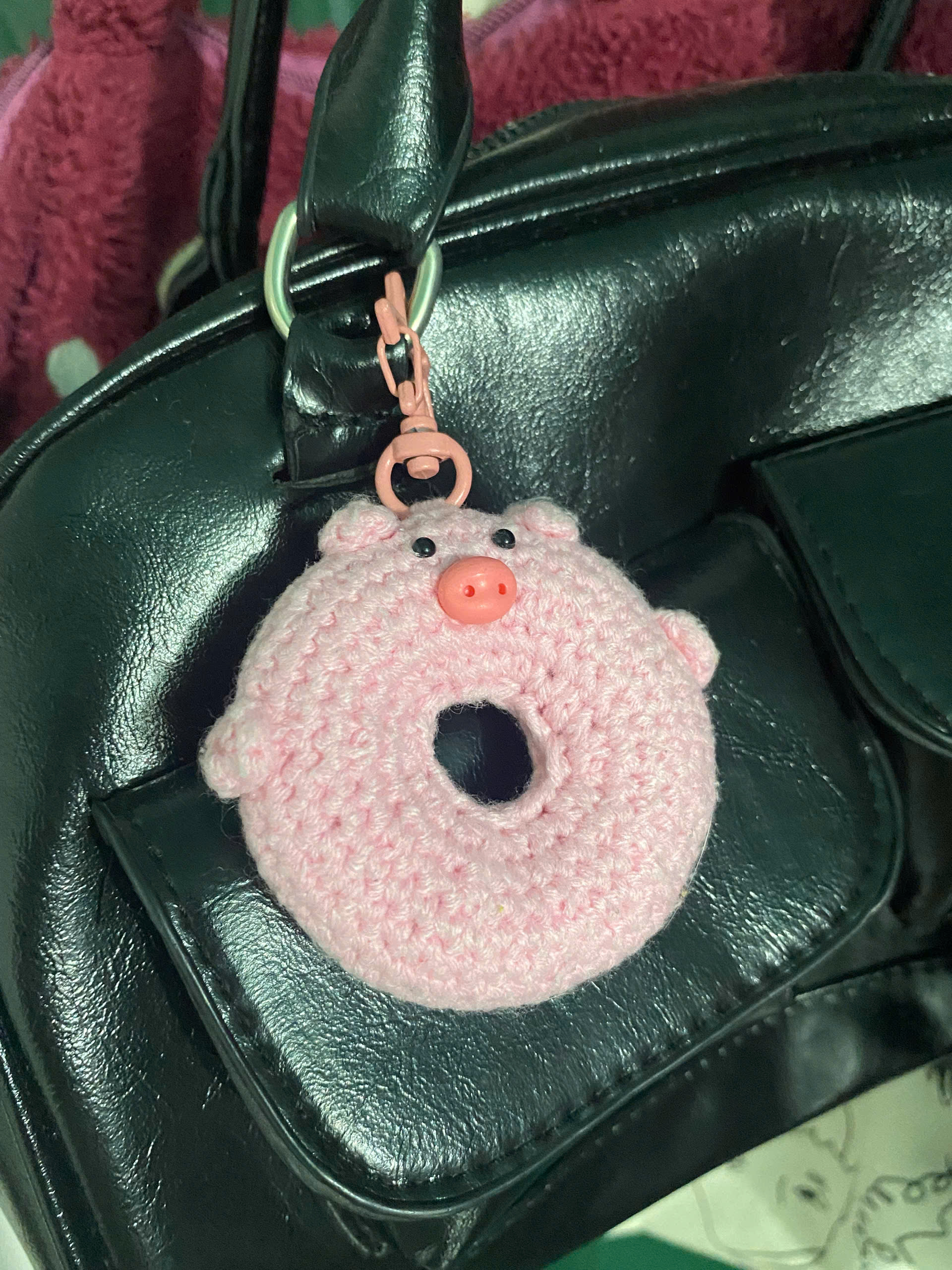 🍩🐷 Móc Khóa Heo Donut Len Handmade góc nhỏ của gấu – Tròn Ư Nũng Nịu, Ngọt Ngào Như Bánh! 💖 - Ảnh 3